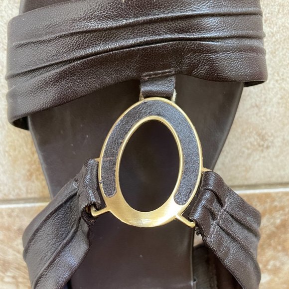 Brown sandal slides with gold tone detail. - Picture 4 of 4